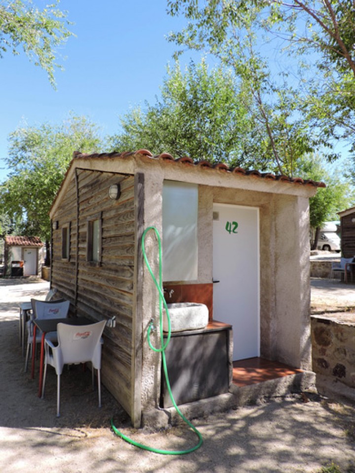 Parcelas con cuarto de baño individual